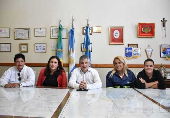  Britos presentó a trabajadores del cupo laboral trans