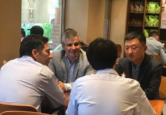  Britos realiza gestiones ante empresarios chinos por Paquetá