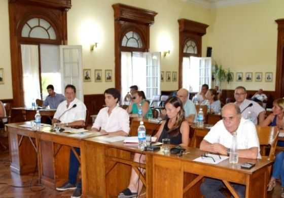  El Concejo dio la primera aprobación a las ordenanzas Fiscal e Impositiva