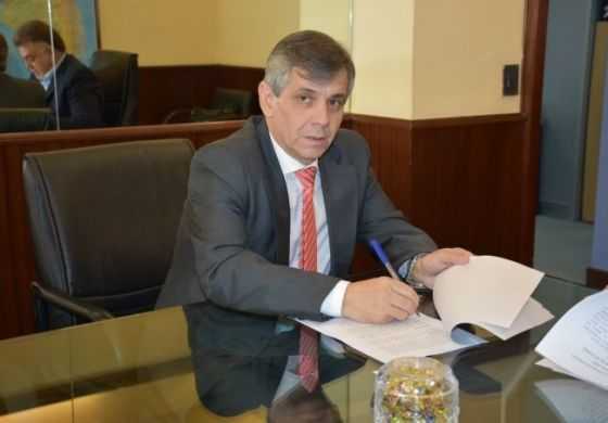  El escándalo con Britos llegó a la Legislatura