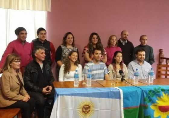  Buscan armar un frente opositor contra Cambiemos