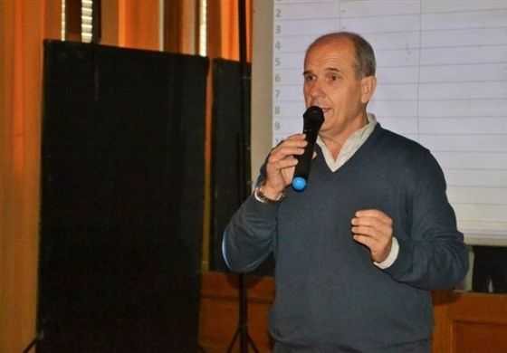  Zurro acusó a Vidal de &ldquo;apretar&rdquo; a los municipios