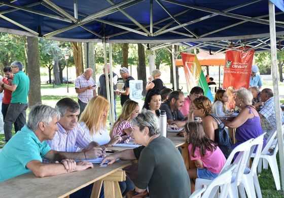  Britos sacó su gabinete a la calle