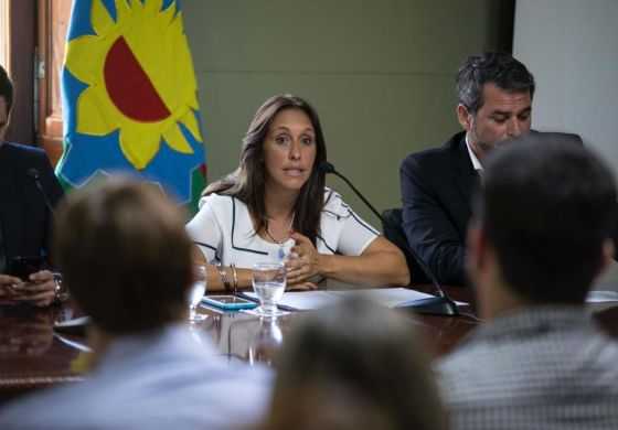 Geloso encabezó una charla sobre prevención de adicciones y destacó el rol de Vidal para combatir el narcotráfico