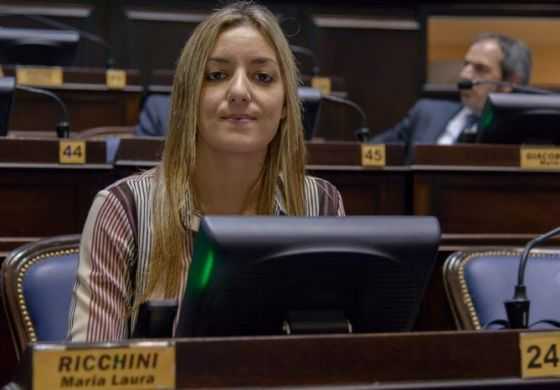 Laura Ricchini: "Vidal demuestra con hechos su compromiso con la salud pública"