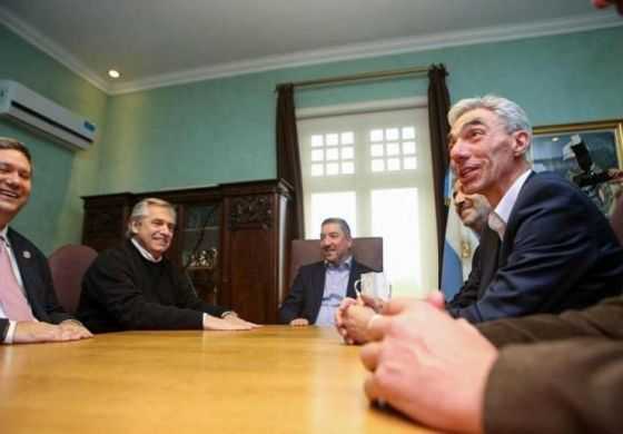Meoni analiza el sistema de subsidios al transporte en las provincias que constará de 5000 millones de pesos