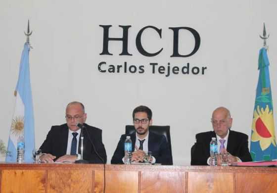  Se aprobó un aumento de tasas del 45% pero hubo cruces por la suba del 75% de la tasa de marcas y señales 