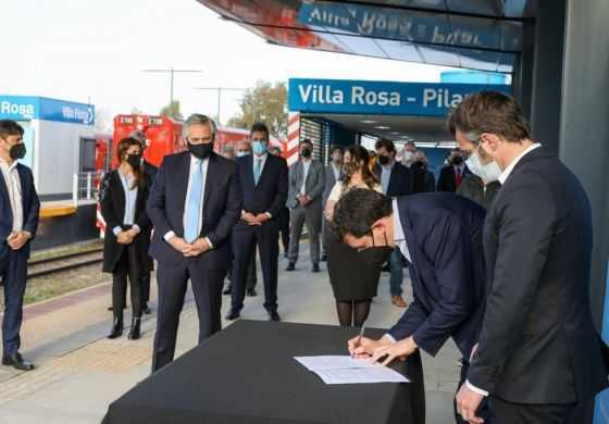 Zurro acompañó al Presidente en la inauguración de obras en la Estación Villa Rosa
