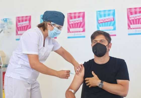 Kicillof recibió la última dosis de la vacuna contra el covid-19