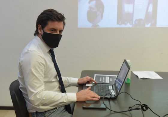 Rovello cruzó el discurso de Kicillof y lo tildó de "militante universitario"