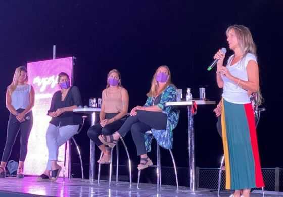 Arata protagonizó el encuentro de mujeres massistas 