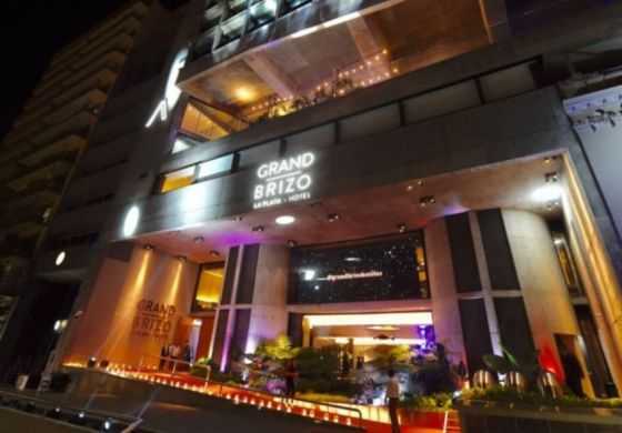 El Hotel Grand Brizo de La Plata es el bunker donde los elegidos de "Juntos" por la Cuarta sección electoral firmarán sus precandidaturas