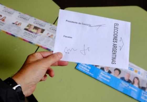 El tipo de cierre del sobre no anula el voto