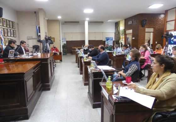  Viviendas, donaciones y la creación de un museo ferroviario fueron los temas del HCD