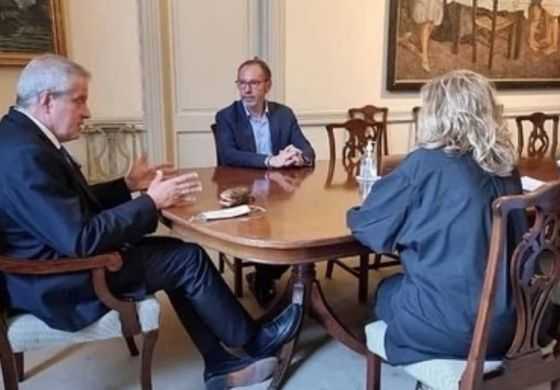 Torchio se reunió con Perczyk y se manifestó a favor de la ampliación del horario en las escuelas 