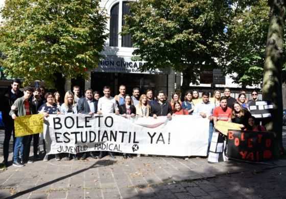 Miranda acompañó el reclamo de la Juventud Radical por el boleto estudiantil
