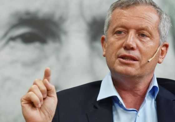 Monzó se aleja de la rosca para priorizar la ambición por la Provincia 