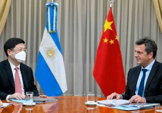 Massa anunció un nuevo swap con China por USD 5.000 millones