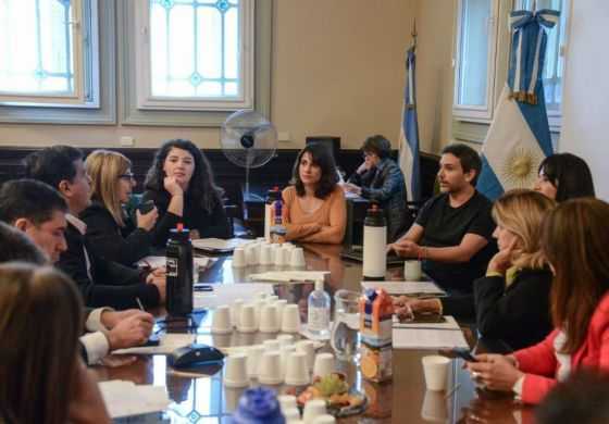  Alonso recibió apoyo de sus pares para el proyecto de ley del calzado