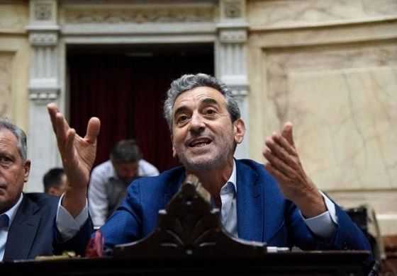 Randazzo cruzó a Bullrich y la trató de &ldquo;antidemocrática&rdquo;