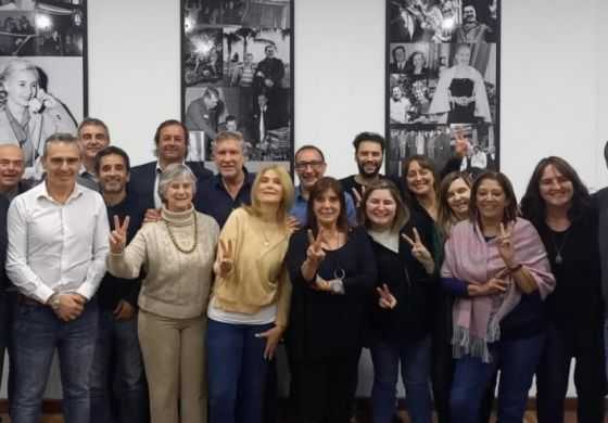 Magario se reunió con el bloque de senadores y desde la Cuarta dijeron presente