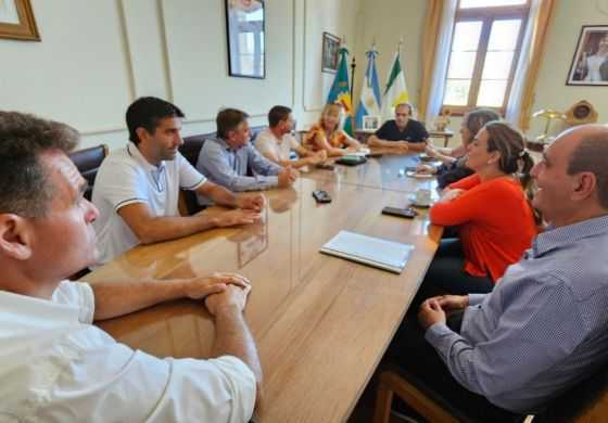  Stadnik y Laffont reunieron al bloque propio para gestar el rechazo al DNU de Milei