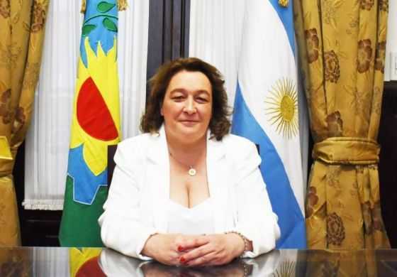 Senadora de la Cuarta arremetió por el recorte de Milei: "Es un mes de pago de jubilaciones y pensiones"