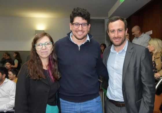  Mittelbach desembarcó en La Plata y reflotó el pedido de licitaciones para viviendas