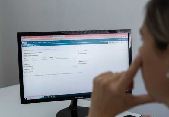  Ya funciona la historia clínica digital y Flexas lo celebró con el equipo de salud