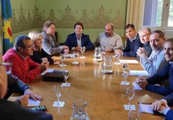 En busca de la unidad boina blanca, intendentes radicales de la Cuarta se reunieron con diputados y senadores en La Plata
