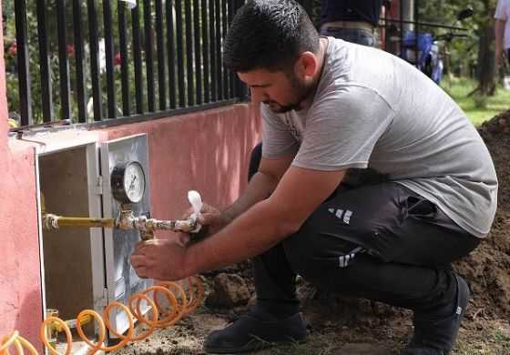  Más de 300 familias ya cuentan con el servicio de gas natural