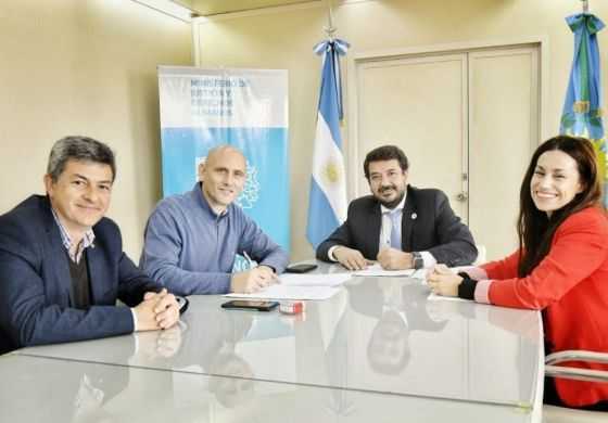  Lago y el ministro de Justicia bonaerense pusieron la firma y renovaron un acuerdo clave para el distrito