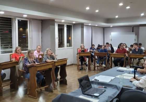 Ahora quieren obra pública: los libertarios reclamaron por el entubamiento de un canal en Lincoln