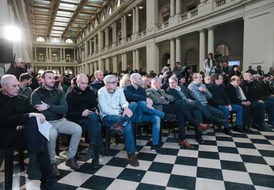 Un trío de intendentes de la Cuarta pasó por La Plata y se reunió con ministros de Kicillof