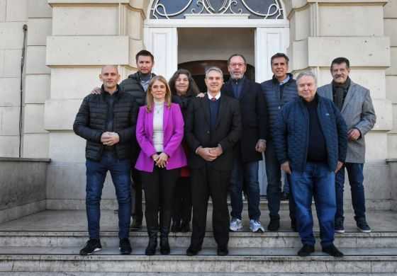 Con la presencia de un reconocido escritor, el peronismo de la Cuarta se congrega en Alberti
