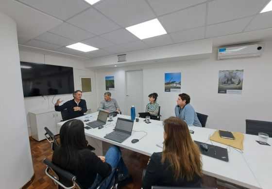  Obras, escrituras y salud: la agenda de Pugnaloni en su paso por La Plata