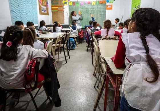 Tras el recorte de Milei, escuelas de la Cuarta vuelven a tener la jornada completa