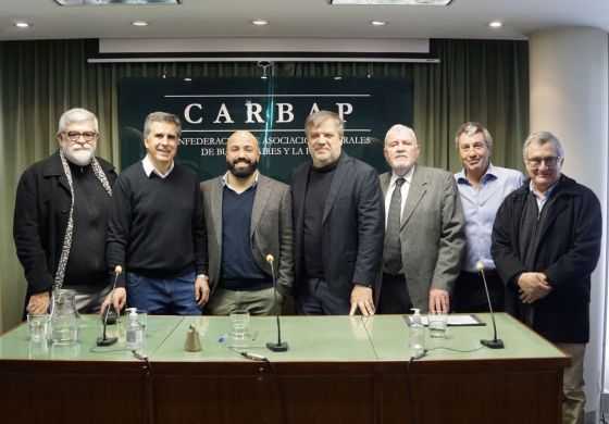 Con foco en el desarrollo del distrito, Martínez reunió a referentes del agro y la Educación