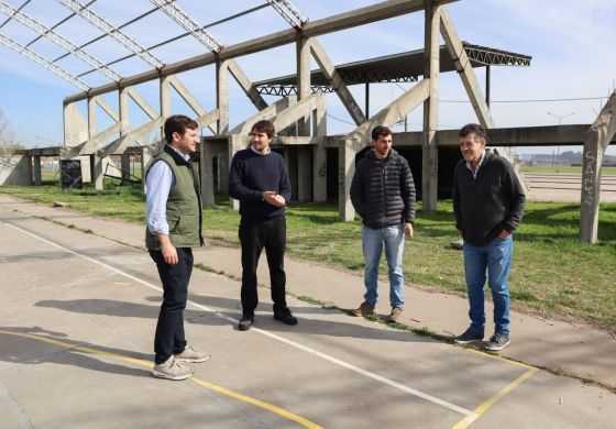  Barenghi anunció la licitación para reactivar la obra del Polideportivo, frenado hace dos décadas