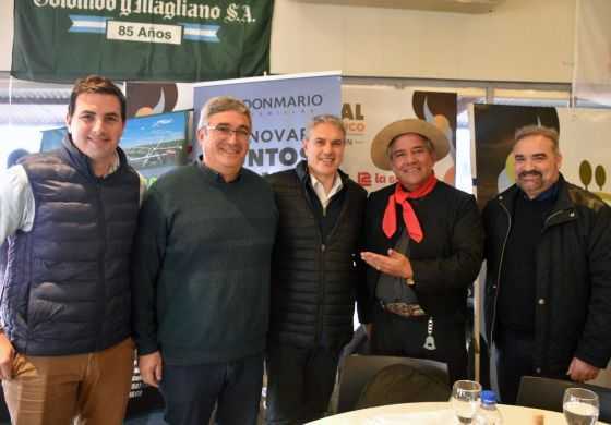 Ministro de Kicillof volvió a la Cuarta y salió de recorrida con un intendente: "Hay sobradas muestras del potencial productivo"