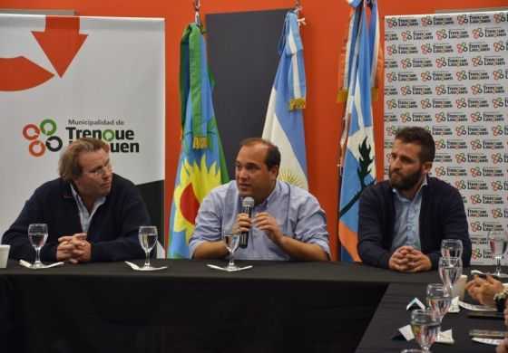 El intendente de Trenque Lauquen puso en valor el laboratorio de medicamentos, ¿un mensaje a la Legislatura?