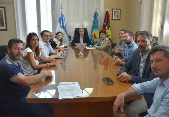  Con programas y créditos específicos, Golía y la Provincia le tiraron un centro a las pymes del distrito