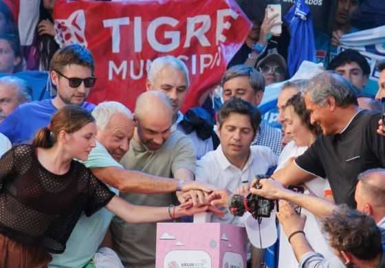 Empezaron las finales de los Juegos Bonaerenses y los intendentes de la Cuarta tuvieron su foto con Kicillof