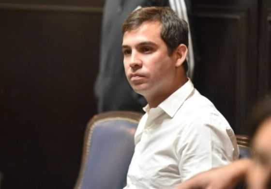 Diputado radical encaró una gira por la Cuarta y pidió por el desdoblamiento electoral