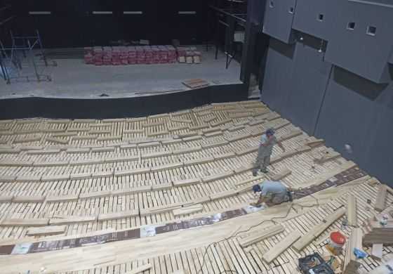 Así avanza la obra en el cine teatro de Alberti: pisos, fachada y butacas a punto para el show