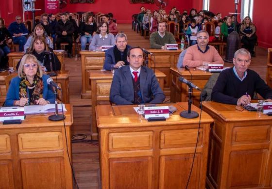  JxC reclama fondos educativos a la Provincia por transporte y otros servicios