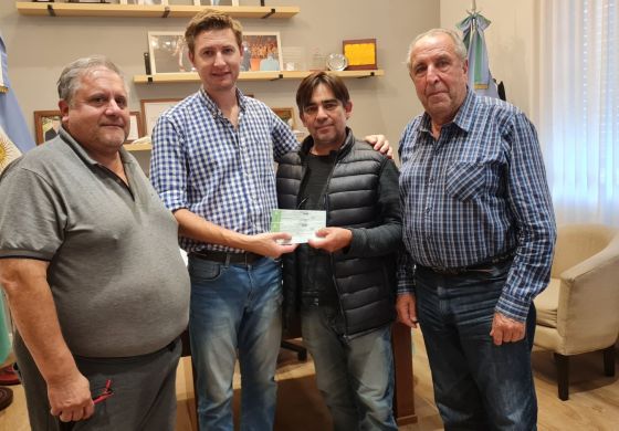 "No es subsidio, es reconocimiento": un intendente homenajeó a los bomberos voluntarios