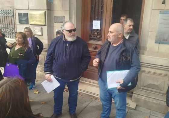 Pese al descontento, un intendente selló paritarias con los municipales