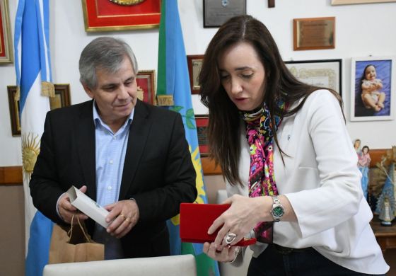 Sorpresa: Britos recibió a Villarruel, le dio regalos y la llevó de recorrida por la ciudad