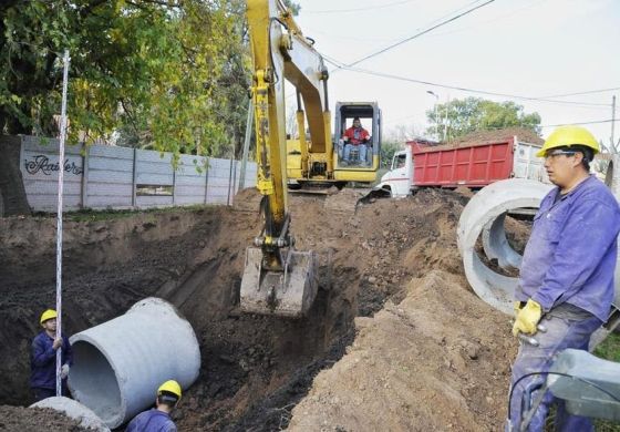 Petrecca abrió la billetera y creó un fondo millonario para obras en los barrios